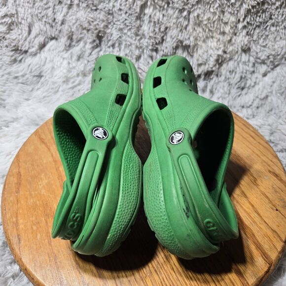 Crocs Classic Clogs Womens Size 6.5 Mens Size 4.5  Green Ivy Elf Trim Rubber - Picture 4 of 7